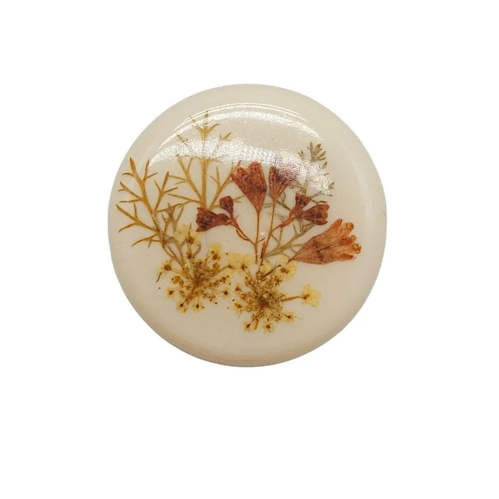 Multicolor Dried Floral in Clear Resin Round Brooch Pin Vintage
